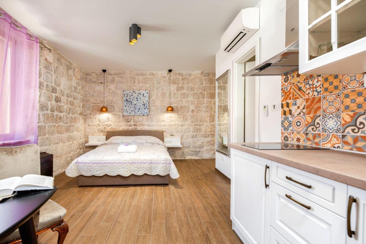 Vintage House Al Pozzo Aparthotel Hvar Town Exteriör bild
